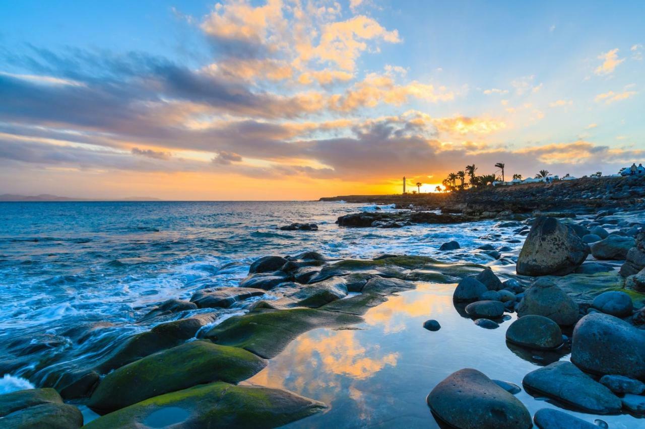 קוסטה טגוויסה Luxury Casa Playa Roca Bord De Mer מראה חיצוני תמונה