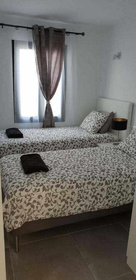 קוסטה טגוויסה Luxury Casa Playa Roca Bord De Mer מראה חיצוני תמונה